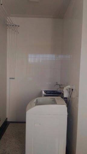 Casa para alugar com 3 quartos, 190m² - Foto 9