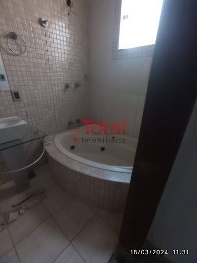 Casa à venda com 4 quartos, 170m² - Foto 12