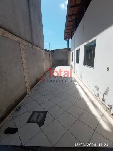 Casa à venda com 4 quartos, 170m² - Foto 9