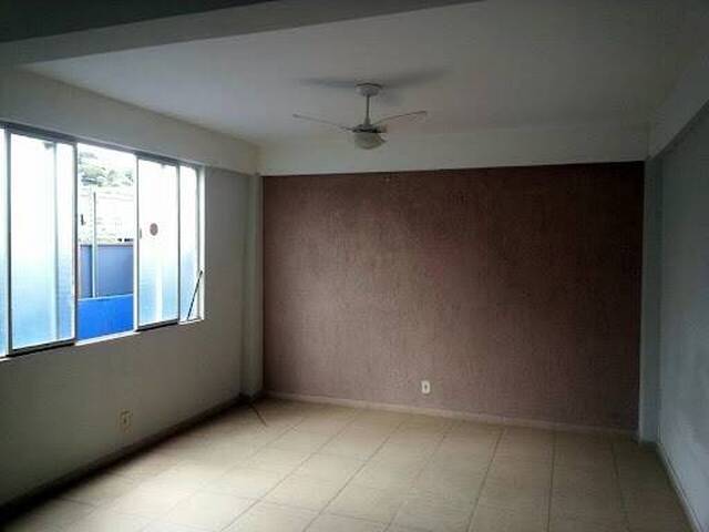 #748 - Apartamento para Locação em Governador Valadares - MG - 2