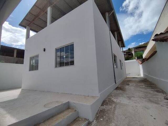 Casa para Locação em Coronel Fabriciano - 2