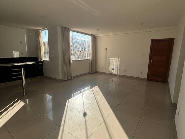 #3997 - Apartamento para Venda em Coronel Fabriciano - MG - 3