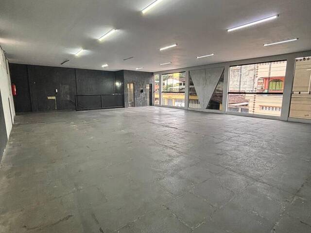 Conjunto Comercial para Locação em Coronel Fabriciano - 4