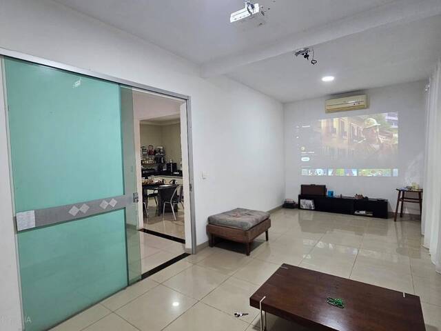 Casa para Venda em Coronel Fabriciano - 2