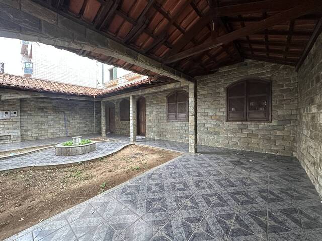 Casa para Locação em Ipatinga - 2