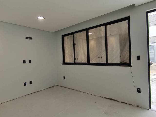 Casa para Venda em Santana do Paraíso - 2