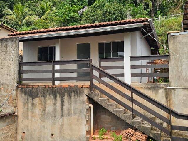 #4318 - Casa para Venda em Timóteo - MG