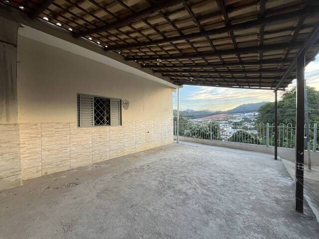 #4332 - Casa para Venda em Coronel Fabriciano - MG - 2