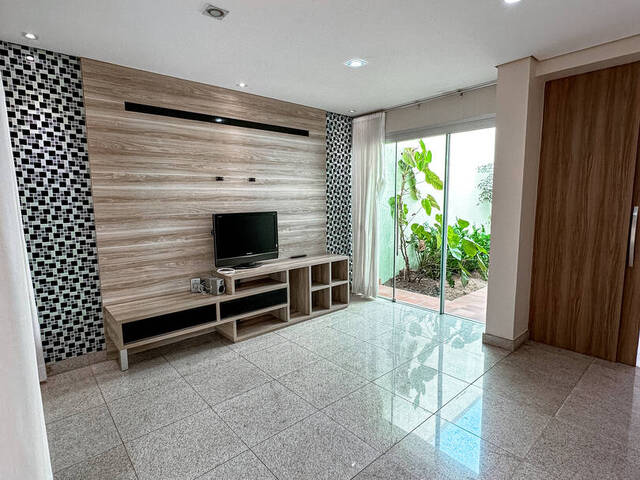 #4396 - Casa para Venda em Ipatinga - MG