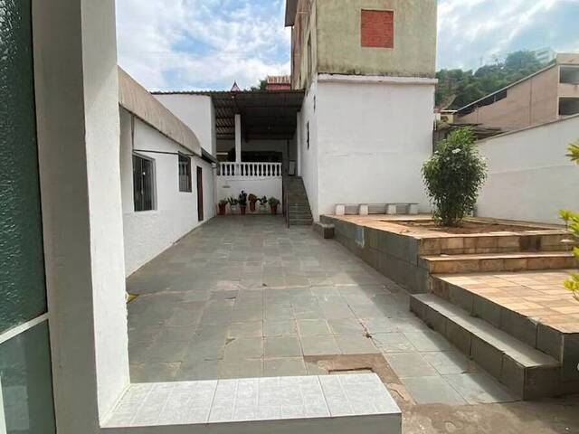 Casa para Locação em Coronel Fabriciano - 2