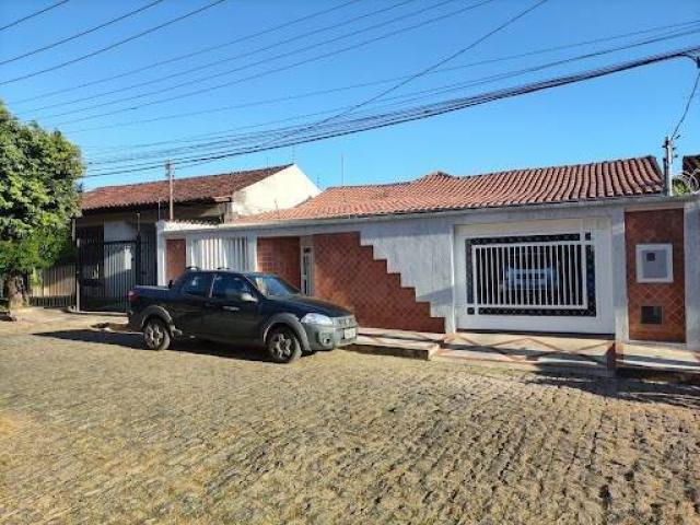 Casa para Venda em Coronel Fabriciano - 1
