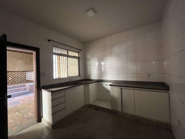 Casa para Venda em Coronel Fabriciano - 4
